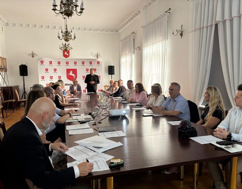 Link do artykułu - Dziewięć firm nominowanych do statuetki „Złotego Konia”