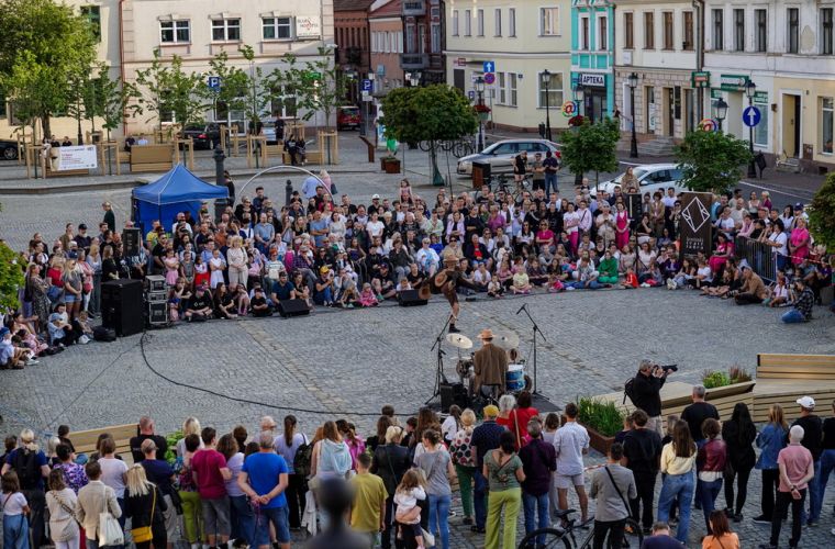 Link do artykułu - Okna na kulturę szeroko otwarte!