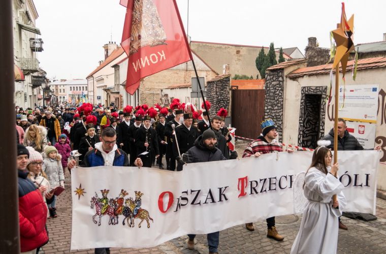 Link do artykułu - Trzej Królowie przeszli ulicami Starówki