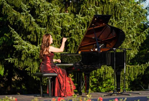 Galeria zdjęć do artykułu - A Chopin siedział i słuchał