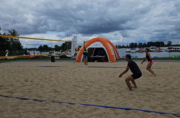 Link do artykułu - Drugi turniej siatkówki plażowej o Puchar Prezydenta Konina Piotra Korytkowskiego zakończony