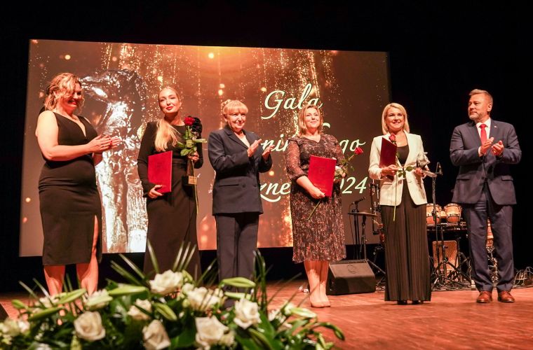 Link do artykułu - Statuetki "Złotego Konia" wręczone po raz 27.