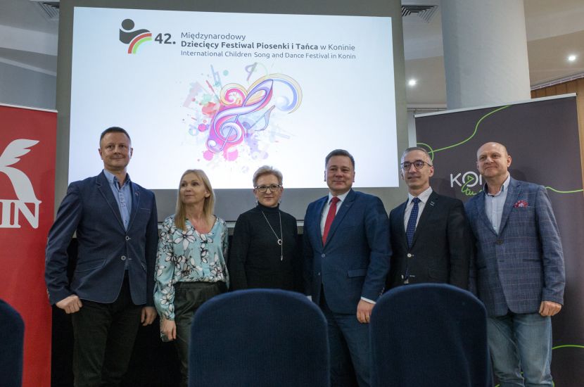 Link do artykułu - Młodzi wokaliści i tancerze znów wystąpią w Koninie!