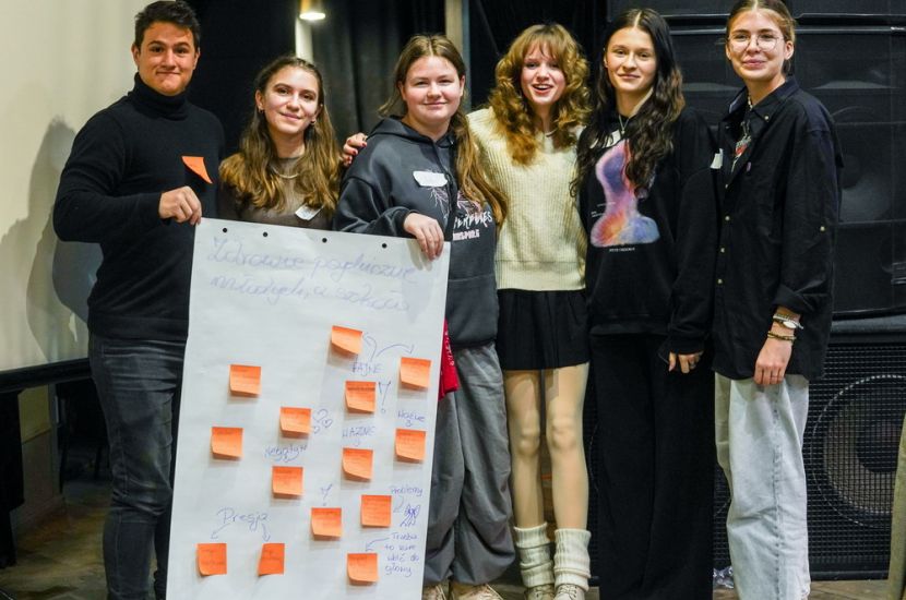 Link do artykułu - Pionierskie spotkanie samorządów uczniowskich szkół z terenu aglomeracji konińskiej
