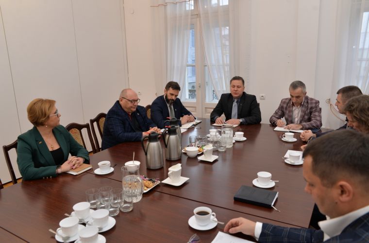 Link do artykułu - Zachowajmy spokój - apelują władze miasta i służby medyczne