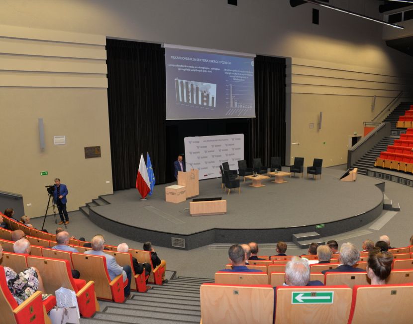 Link do artykułu - Pierwszy dzień Targów Odnawialnych Źródeł Energii „Nowa Energia w Regionie” za nami