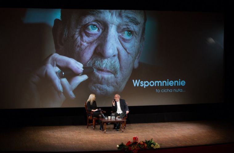 "Wspomnienie to cicha nuta"