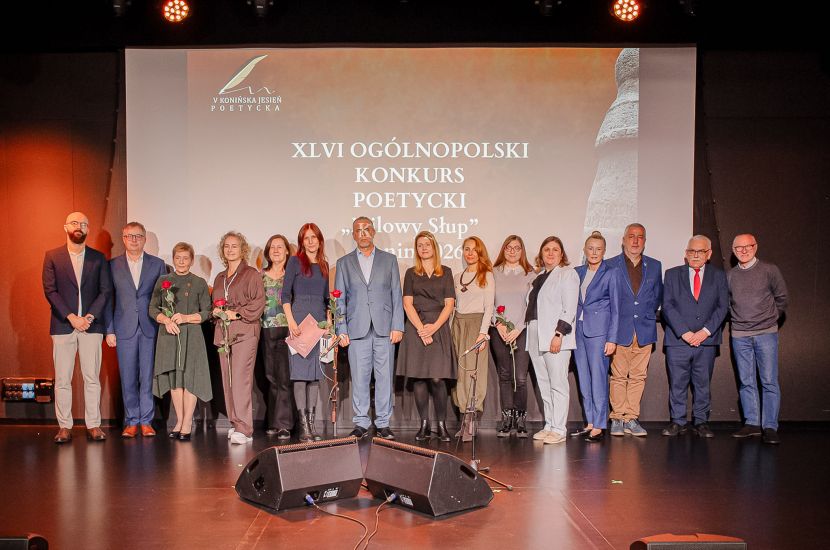 Na zdjęciu widzimy laureatów  46. Ogólnopolskiego Konkursu Poetyckiego „Milowy Słup”