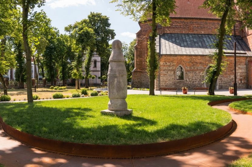 Link do artykułu - „Miejsce dialogu współczesności z historią”