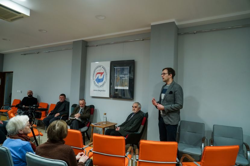 Link do artykułu - O Euromajdanie w bibliotece