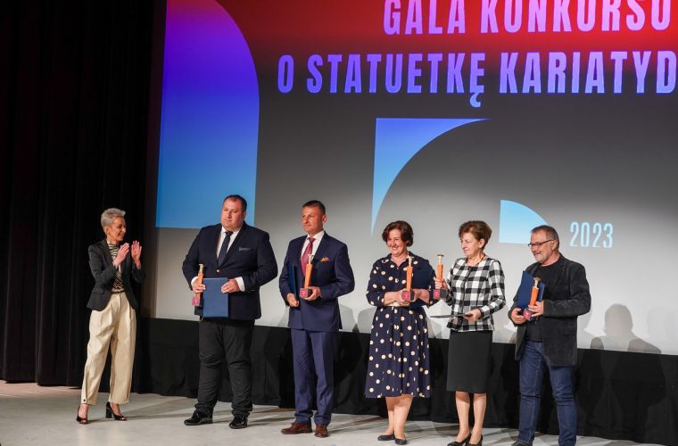 Link do artykułu - „Kariatydy” rozdane