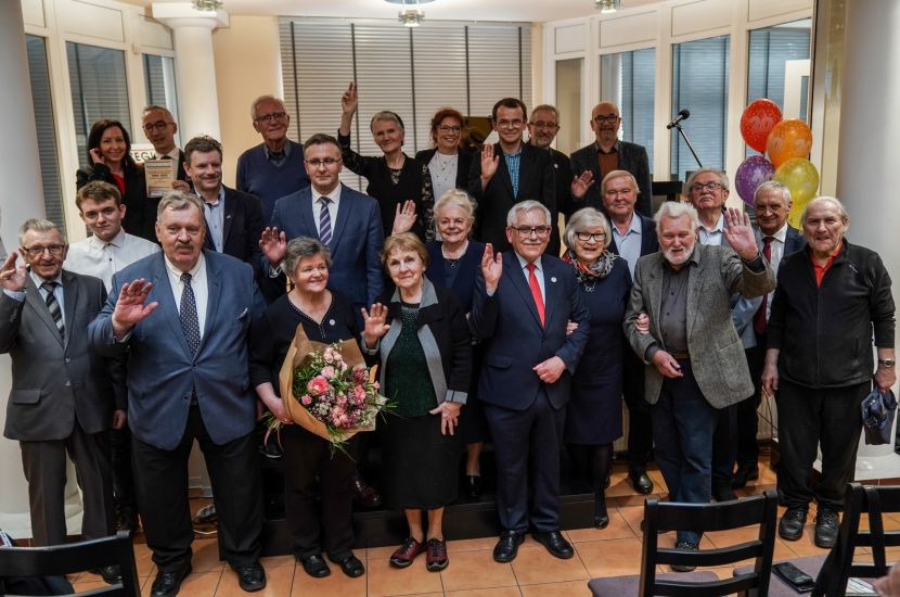 Link do artykułu - Koniniana mają 20 lat