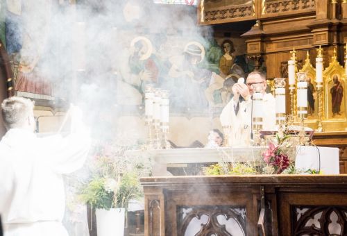 Msza św. i złożenie kwiatów pod pomnikiem Józefa Piłsudskiego