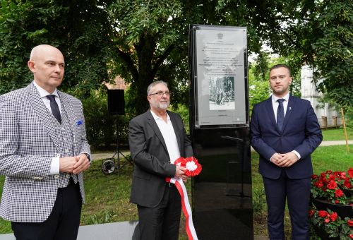 Galeria zdjęć do artykułu - Rodzina Jasiukowiczów upamiętniona w Koninie