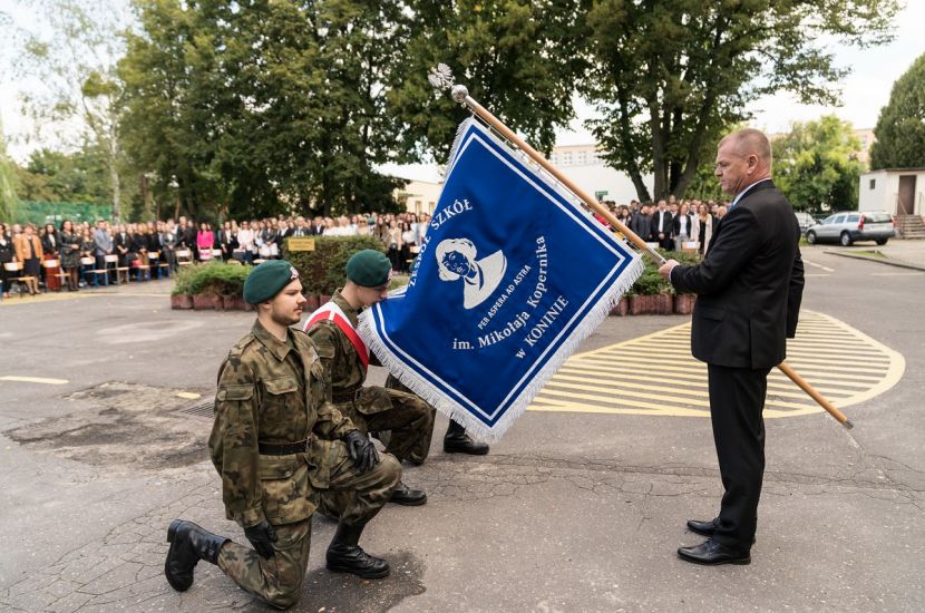 Link do artykułu - Nowy sztandar na 100-lecie „Kopernika”