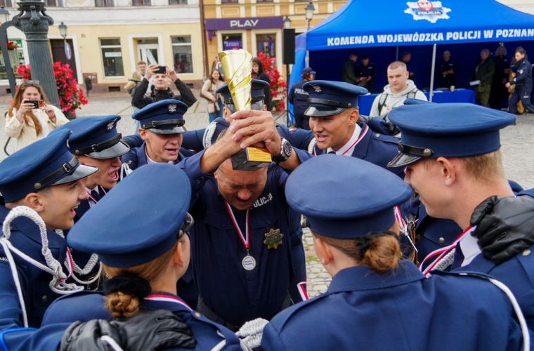 Uczniowie z CKU powalczą o tytuł krajowych mistrzów musztry