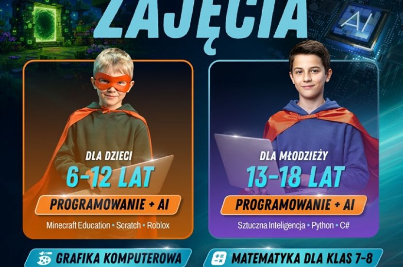 Zapraszamy na bezpłatne zajęcia „ClickON – Zamień swoje dziecko w bohatera przyszłości”. Grafika utrzymana jest w ciemnym kolorze z dodatkami pomarańczowymi, turkusowymi. Jest na niej tekst informujący o zajęciach oraz dwóch chłopców w pelerynach.