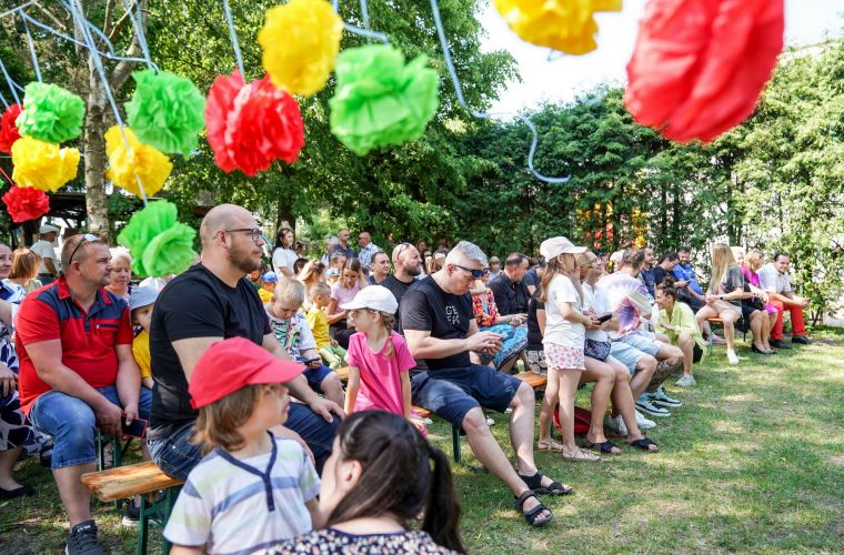 Link do artykułu - Rodzinnie u „Małych Artystów”