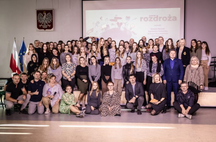 Link do artykułu - Spektakl Teatru Forum pt. ,,Rozdroża"