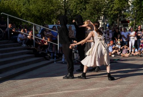 ORIGAMI KONIŃSKI TEATR TAŃCA