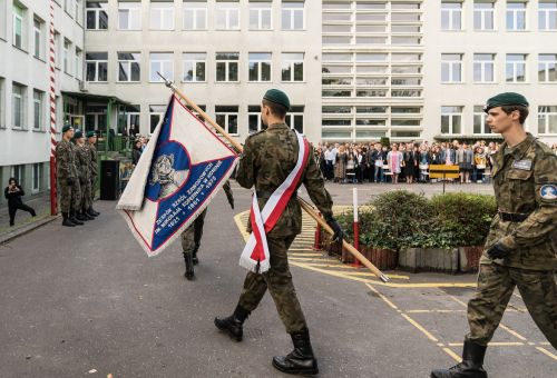 Nowy sztandar na 100-lecie