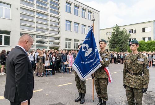Nowy sztandar na 100-lecie