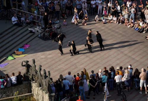 ORIGAMI KONIŃSKI TEATR TAŃCA