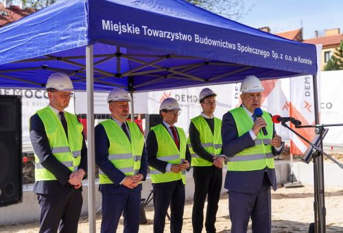 Wmurowanie kamienia węgielnego pod budowę nowego bloku MTBS