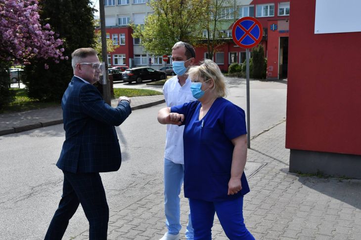 Pomoc dla szpitala i pogotowia od miejskich spółek