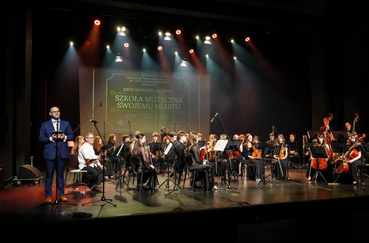 Szkoła muzyczna swojemu miastu