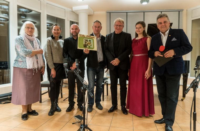Link do artykułu - Gitarowa uczta w ratuszu