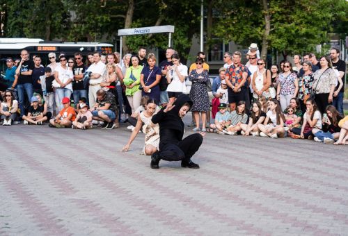ORIGAMI KONIŃSKI TEATR TAŃCA