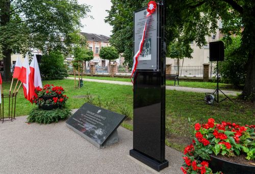 Galeria zdjęć do artykułu - Rodzina Jasiukowiczów upamiętniona w Koninie