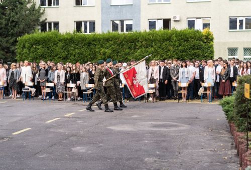 Nowy sztandar na 100-lecie