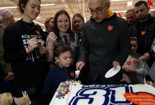 Orkiestrowy tort i chleb od Anielskiej Załogi