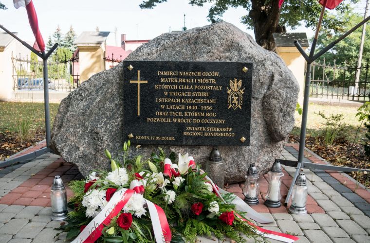 Link do artykułu - Uczczono pamięć tych, którzy nie wrócili z nieludzkiej ziemi