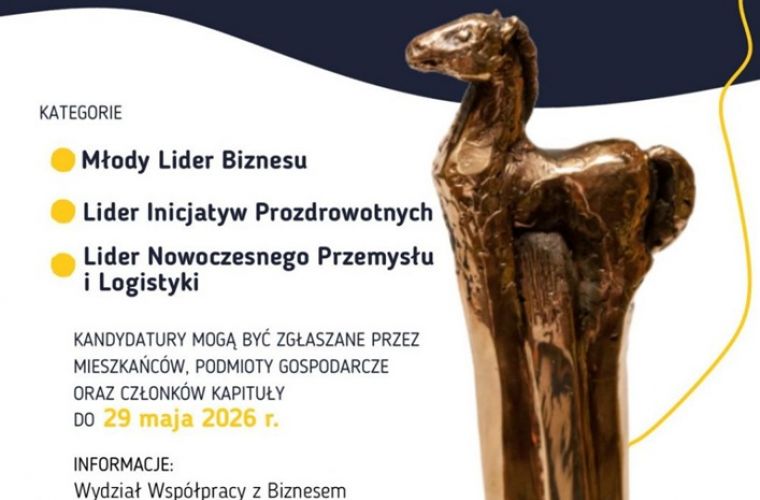 Wystartowała 29. edycja Konkursu o Statuetkę „Złotego Konia”. Na plakacie widać tekstowe informacje dotyczące konkursu oraz dużą statuetkę złotego konia.
