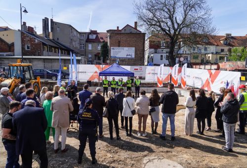 Wmurowanie kamienia węgielnego pod budowę nowego bloku MTBS