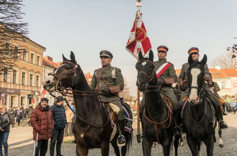 Link do artykułu - 103. rocznica odzyskania niepodległości