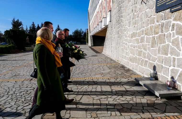 Link do artykułu - 15. rocznica katastrofy smoleńskiej