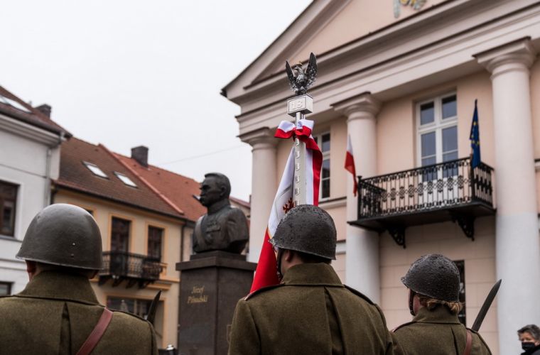Link do artykułu - Symboliczny powrót do wizyty Marszałka