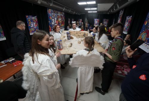 Orkiestrowy tort i chleb od Anielskiej Załogi