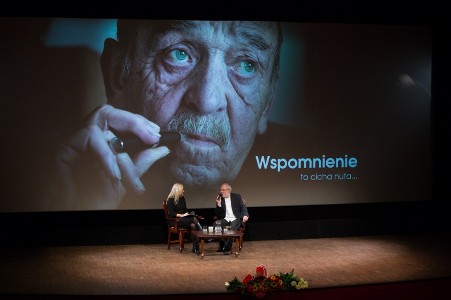 "Wspomnienie to cicha nuta"