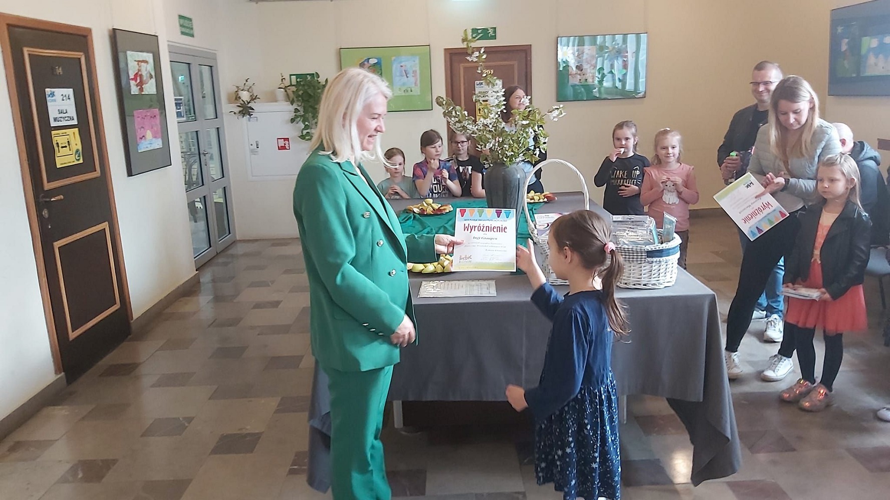 Link do artykułu -  Krajobraz z ptakami