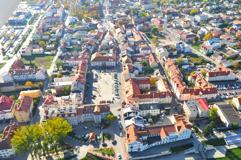 Link do artykułu - Utrudnienia na rynku. Powstaje Zielone Podwórko Miejskie
