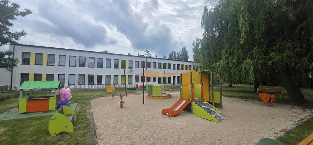 160 tysięcy dla miejskiego żłobka. Na zdjęciu widać nowy plac zabaw.