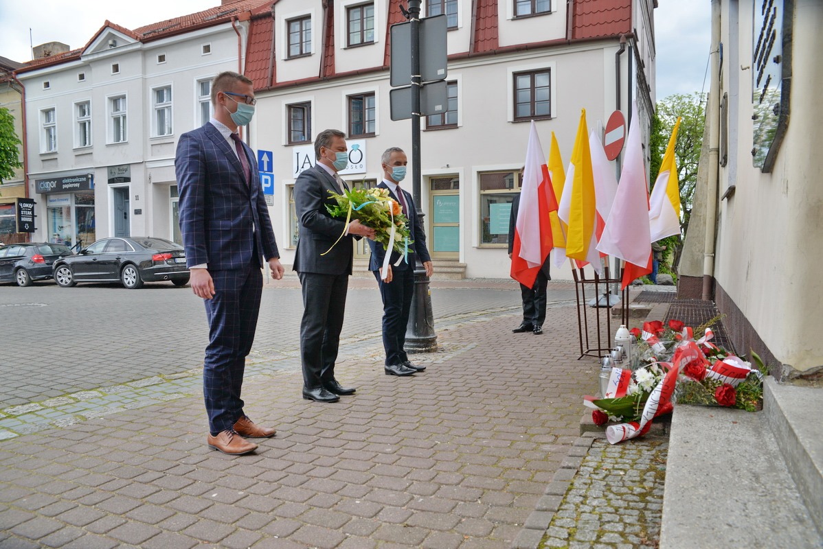 Link do artykułu - 100. rocznica urodzin Jana Pawła II