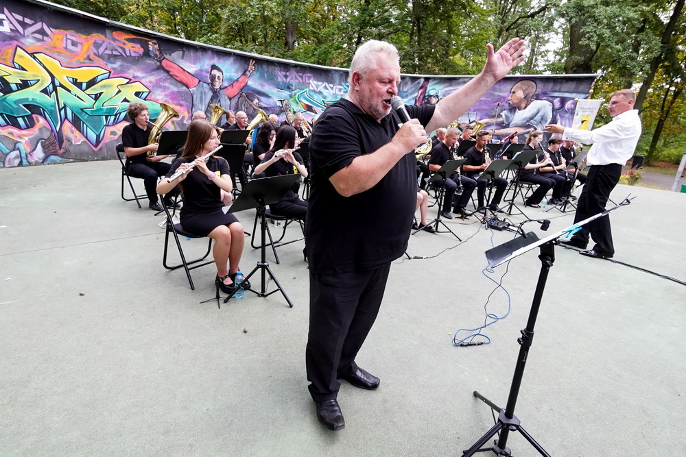 Koncert Orkiestry Dętej PAK KWB Konin w Parku Chopina