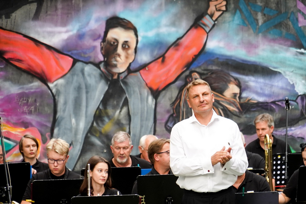 Koncert Orkiestry Dętej PAK KWB Konin w Parku Chopina