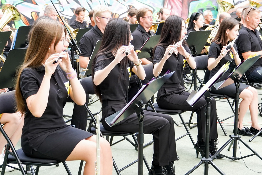 Koncert Orkiestry Dętej PAK KWB Konin w Parku Chopina